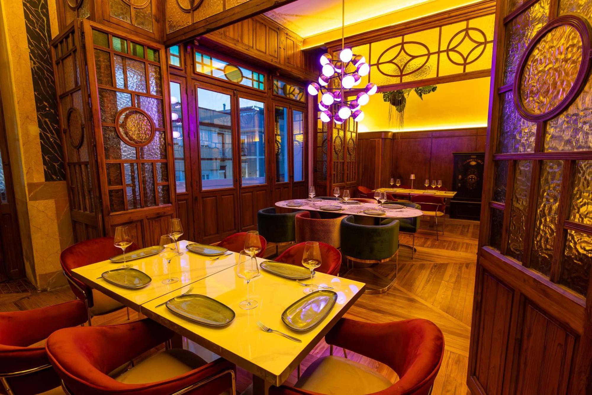 Hotel Las Tres Campanas 巴达霍斯 外观 照片
